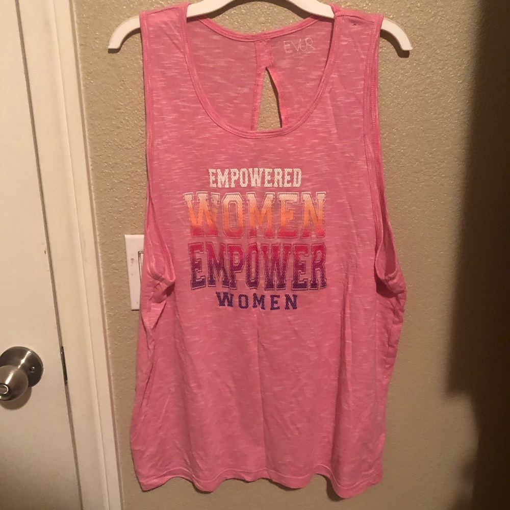 Empowering workout tank size L